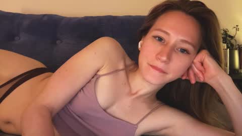 Snapshot of _feli_ chatting on February 2025 05:12:02 AM all my social online show from February 2025 05:12:02 AM