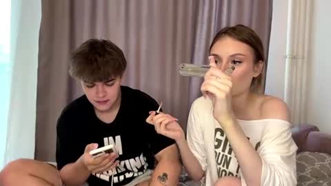 Kaithie and Jessie online show from July 2026 04:13:01 PM