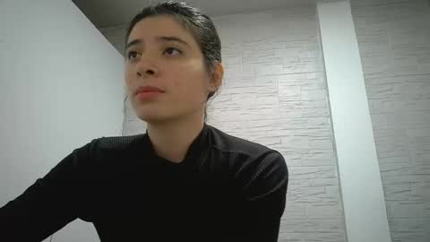 Mia-foster online show from November 2025 03:16:02 AM