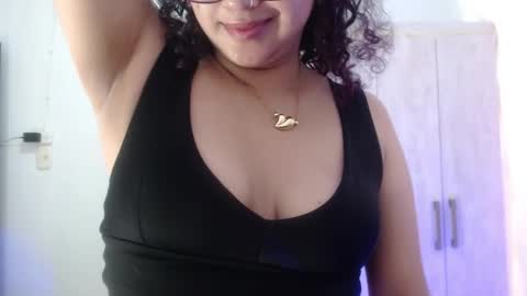 Gia Independent model online show from October 2025 12:07:02 PM