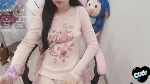 Snapshot of _girlcute_ chatting on October 2025 01:36:02 AM Anna online show from October 2025 01:36:02 AM