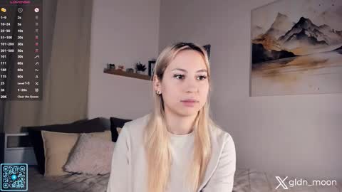 Rina online show from November 2025 07:45:02 PM