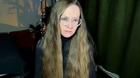 _goldilocks__ online show from October 2025 04:57:02 PM