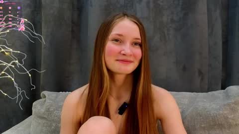 Snapshot of _green_green_ chatting on February 2025 07:39:02 AM Milly online show from February 2025 07:39:02 AM