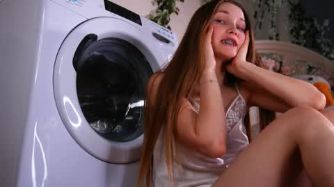 Milly online show from April 2026 02:11:02 AM