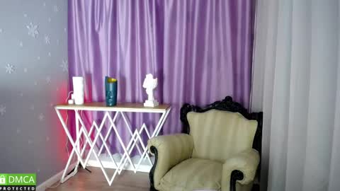 _greybunny_ online show from January 2025 10:58:02 AM