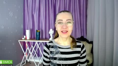 _greybunny_ online show from March 2025 07:10:01 AM