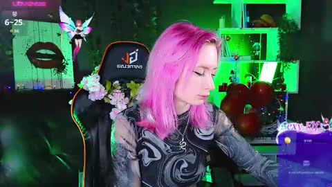 Helen Carter 3  Next stream   2330 MSC online show from February 2025 08:47:01 PM