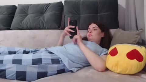 Criss4u online show from March 2026 07:14:01 PM