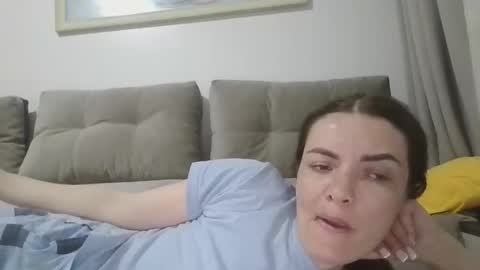 Criss4u online show from April 2026 06:24:02 PM