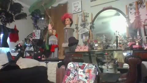 Snapshot of _hitgirly_ chatting on May 2026 04:50:01 AM _hitgirly_ online show from May 2026 04:50:01 AM
