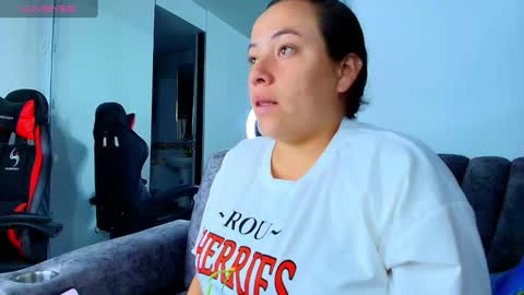 Snapshot of _honey1_ chatting on September 2025 11:34:02 AM Honey online show from September 2025 11:34:02 AM