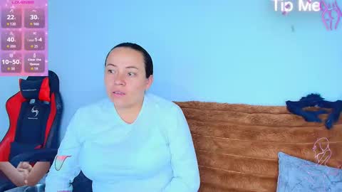 Snapshot of _honey1_ chatting on October 2025 01:46:02 PM Honey online show from October 2025 01:46:02 PM