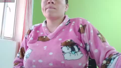 Snapshot of _honey1_ chatting on June 2026 10:58:02 AM Honey online show from June 2026 10:58:02 AM