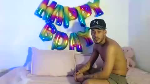 Snapshot of _hot_couple_69_ chatting on July 2026 05:25:02 AM KEYLA Y SAMUEL online show from July 2026 05:25:02 AM