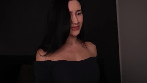 Snapshot of _iammary chatting on November 2025 06:50:02 PM Mary online show from November 2025 06:50:02 PM