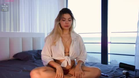 Maria online show from December 2025 07:28:01 AM