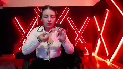 Isa online show from November 2025 11:38:02 AM