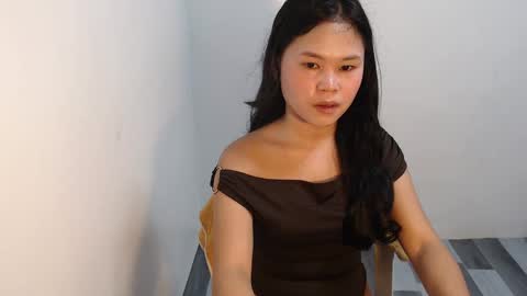 Snapshot of _ishi chatting on February 2025 10:07:02 AM Ishi online show from February 2025 10:07:02 AM