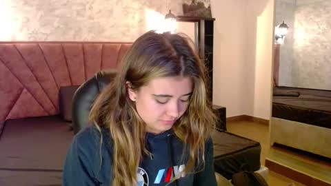 _jeessy online show from October 2025 08:36:01 AM