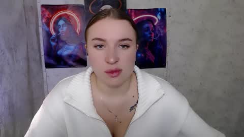 Snapshot of _julianaini_ chatting on October 2025 01:01:01 PM Jolia online show from October 2025 01:01:01 PM