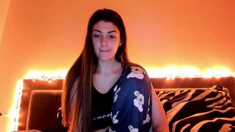 _just_a_simple_girl online show from December 2024 05:10:02 PM