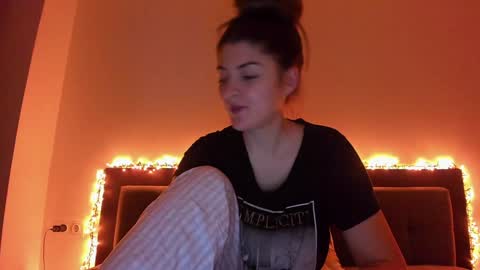 _just_a_simple_girl online show from January 2025 01:47:01 PM