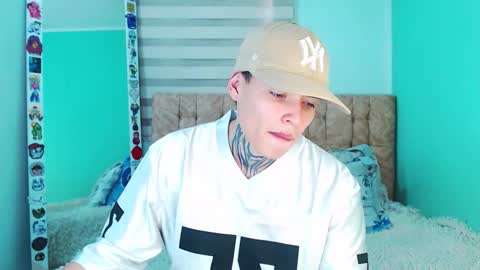 mod online show from December 2025 07:45:02 PM