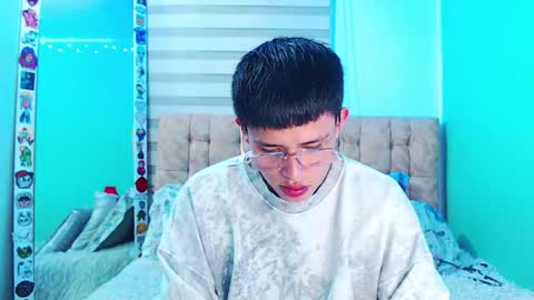 mod online show from February 2026 04:02:01 AM