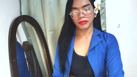 Snapshot of _karie_ chatting on October 2025 06:23:01 AM _karie_ online show from October 2025 06:23:01 AM