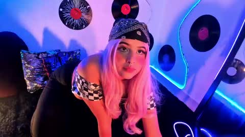 _karine01 online show from March 2025 05:22:02 AM