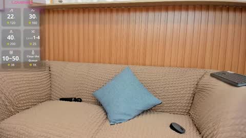 Amanda online show from October 2025 06:37:01 PM