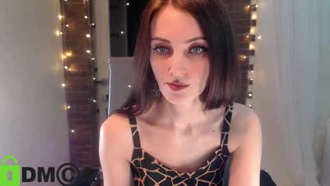  karolina online show from October 2025 06:27:02 PM