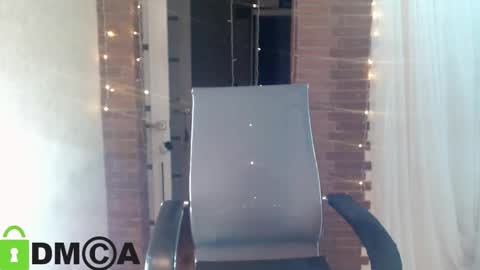  karolina online show from October 2025 06:41:02 PM