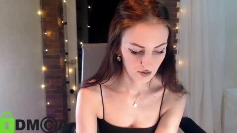  karolina online show from March 2026 05:35:01 PM