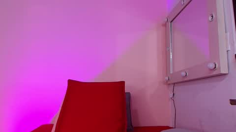 Kendall online show from September 2025 11:57:01 AM