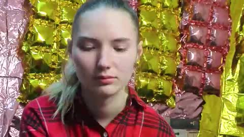 _kikiclark_ online show from March 2026 09:21:01 PM