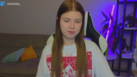 Molly   Emily online show from January 2025 04:41:01 PM