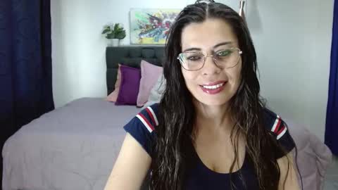 Snapshot of _lara1 chatting on January 2025 07:17:02 PM paulina online show from January 2025 07:17:02 PM