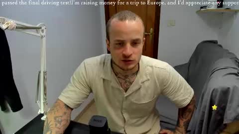 Snapshot of _layne chatting on June 2026 03:25:02 PM Layne online show from June 2026 03:25:02 PM