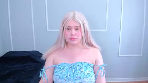 leana online show from November 2025 04:29:01 PM