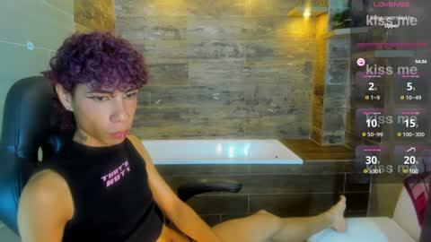  L E M M O N  online show from January 2025 05:40:01 PM