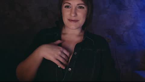 Snapshot of _letty_ chatting on February 2025 09:04:01 PM Letty online show from February 2025 09:04:01 PM