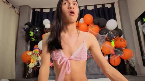 _lexx1e online show from October 2025 02:13:01 AM