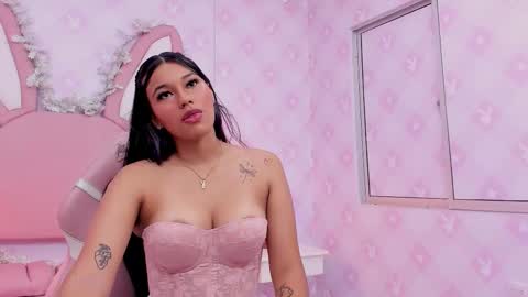  Lia Swan  online show from December 2025 03:56:01 AM