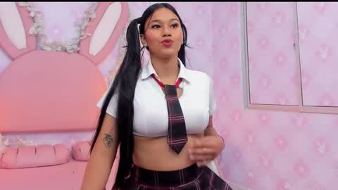  Lia Swan  online show from February 2026 04:00:02 AM