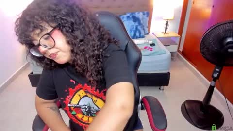 Snapshot of _lilly_miller chatting on September 2025 08:42:02 PM Liily online show from September 2025 08:42:02 PM