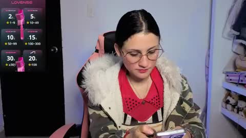 Snapshot of _lindasy_ chatting on May 2026 09:28:01 AM Lindasy online show from May 2026 09:28:01 AM
