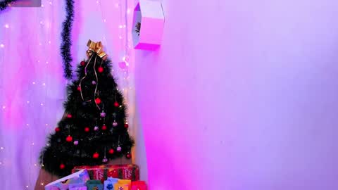 Snapshot of _little_ivy chatting on December 2024 10:22:01 PM Ivy 3 online show from December 2024 10:22:01 PM