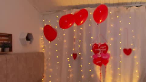 Snapshot of _little_ivy chatting on February 2025 10:03:01 PM Ivy 3 online show from February 2025 10:03:01 PM